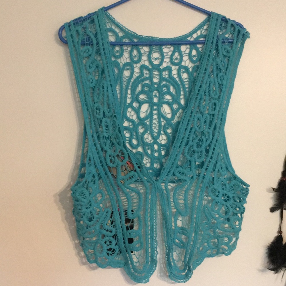 LF CHANDELIER VEST